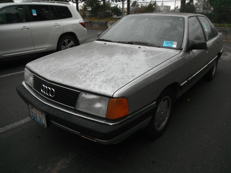Audi 100