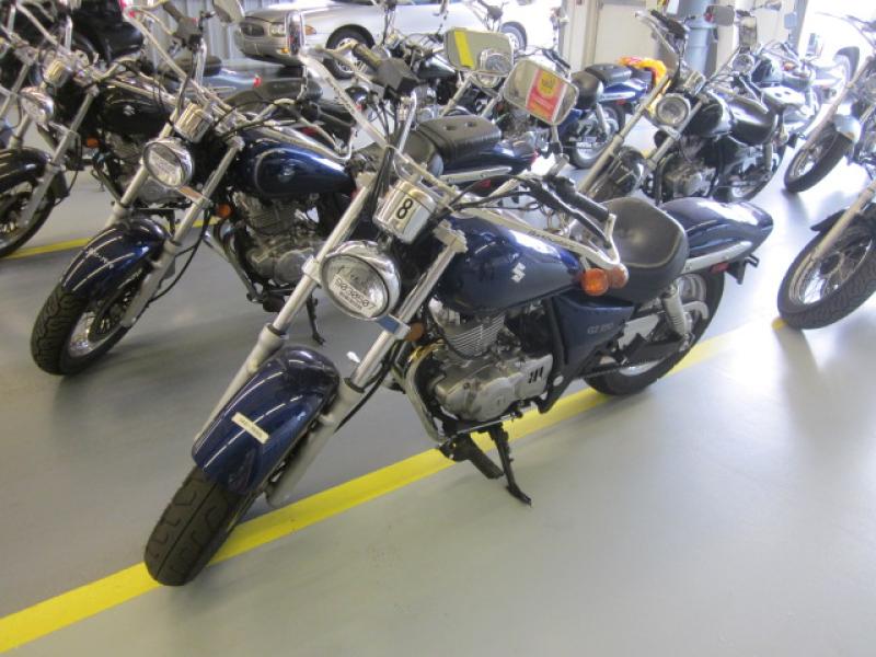 Suzuki GZ250
