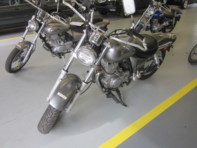 Suzuki GZ250