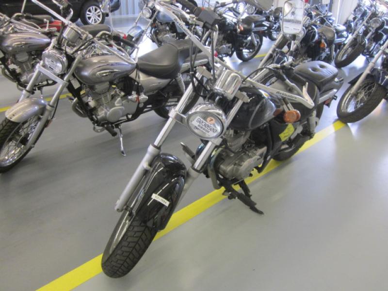 Suzuki GZ250K