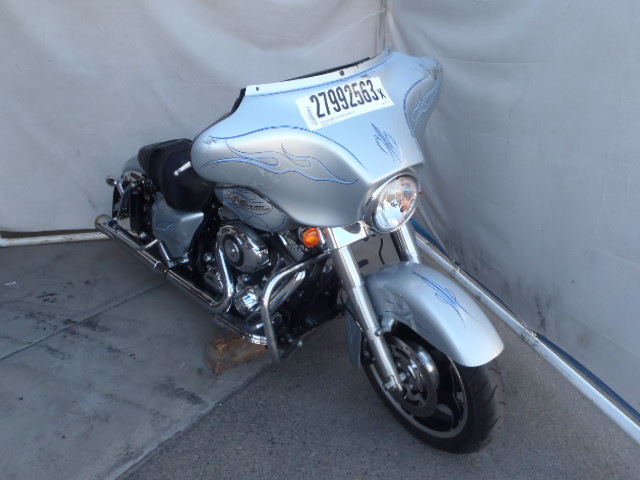 2010 HARLEY DAVIDSON Street Glide