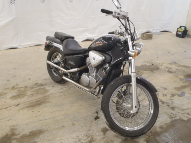 Honda VT600C (SHADOW VLX)