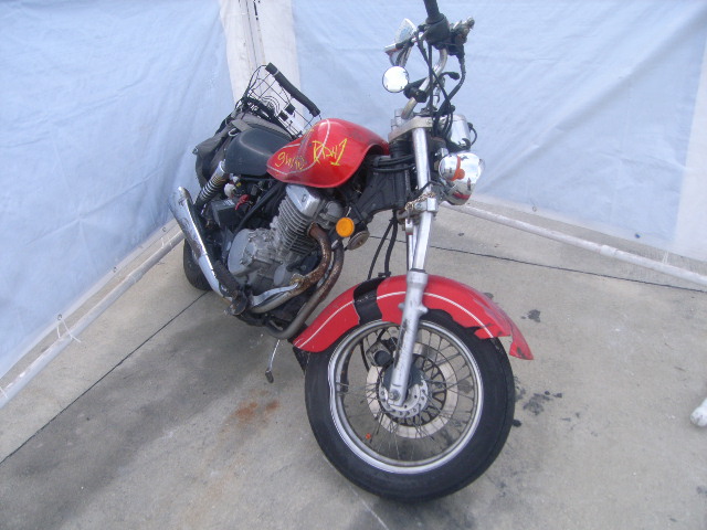 Suzuki GZ250