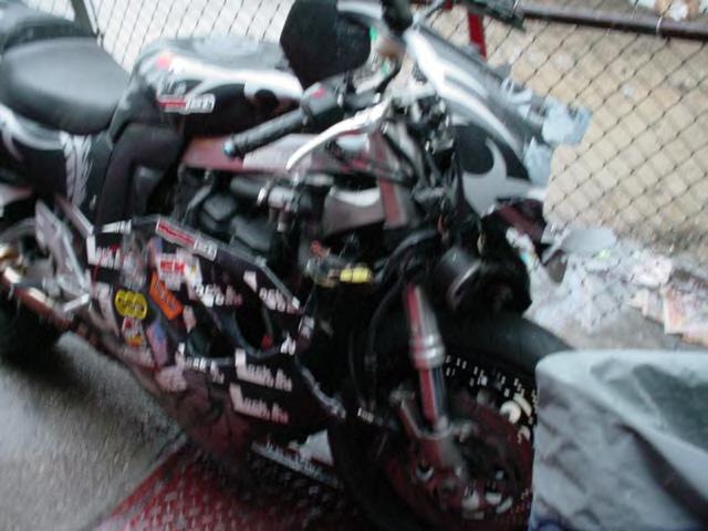 Suzuki GSX-R1100W