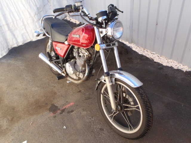 Suzuki GN125E