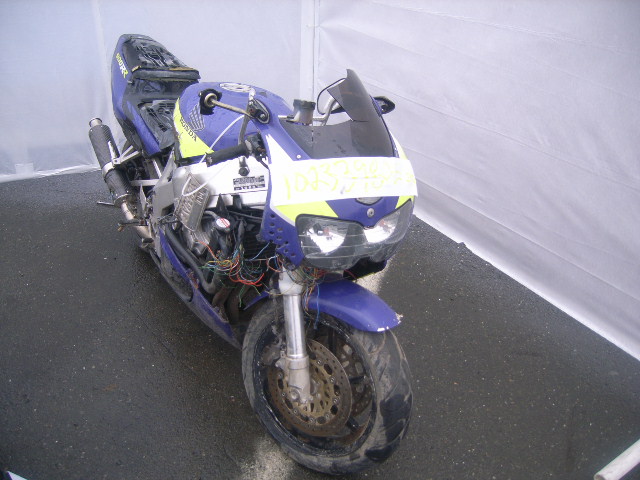 Honda CBR900