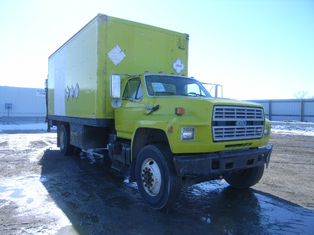 Ford F-800