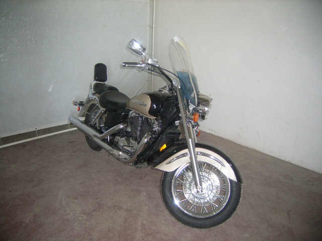 Honda VT1100C3 (SHADOW AERO)