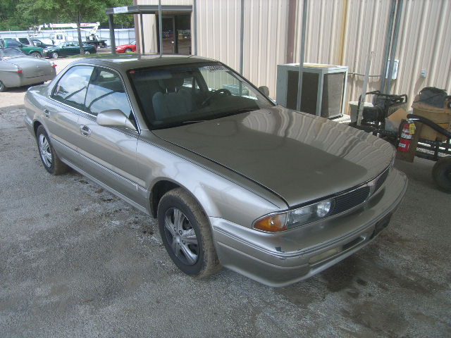 Mitsubishi Diamante