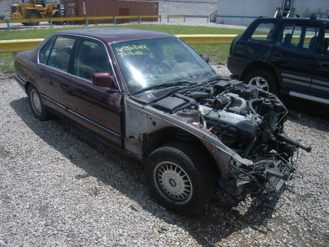 BMW 735i