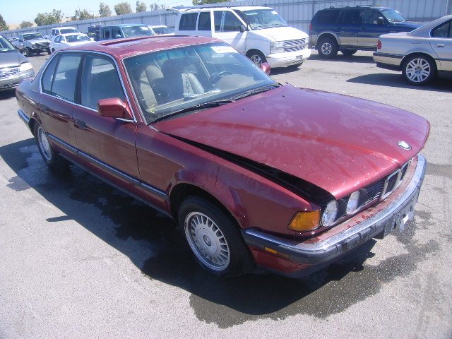BMW 735i