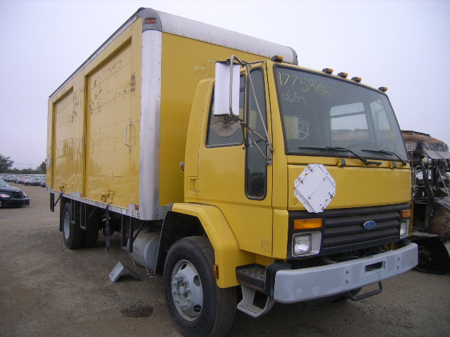 Ford CF8000
