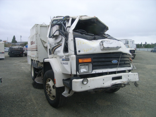 Ford CF7000