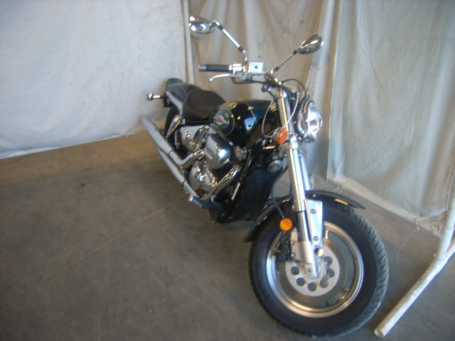 Suzuki VZ800