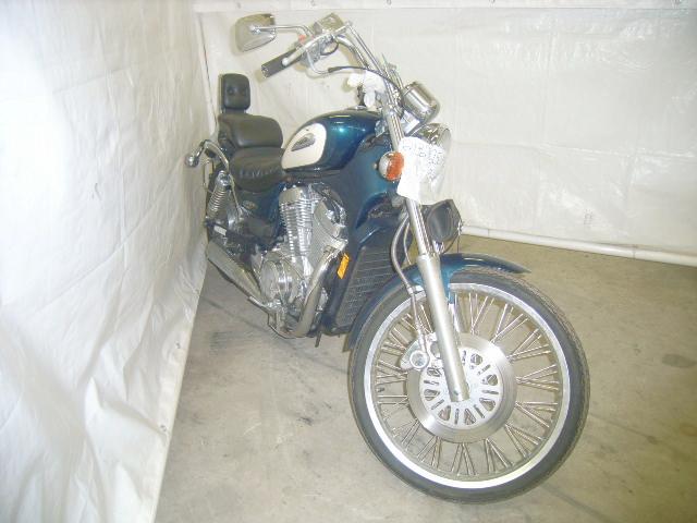 Suzuki VS800