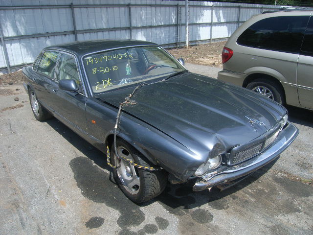 Jaguar XJR