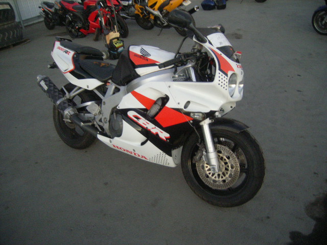 Honda CBR900