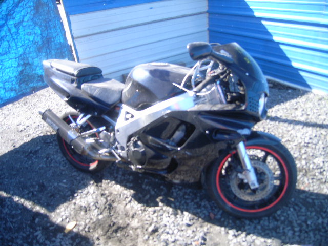 Honda CBR900