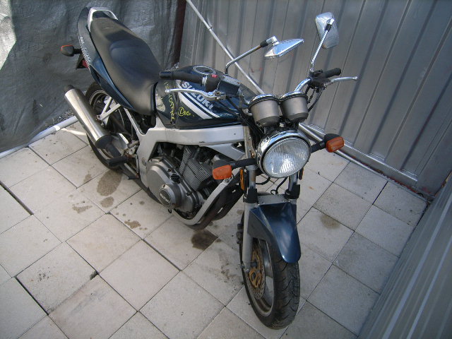 Suzuki GS500