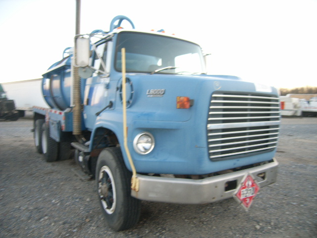 Ford LTS8000
