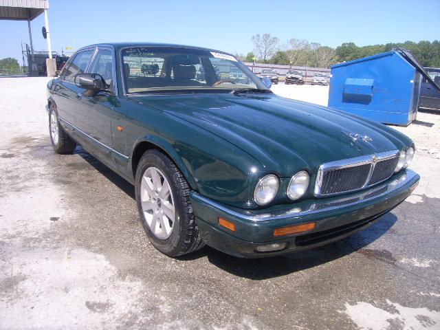 Jaguar XJ12