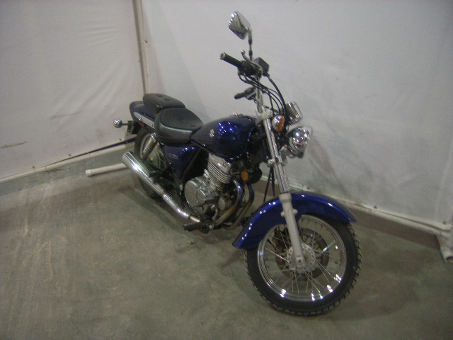 Suzuki GZ250
