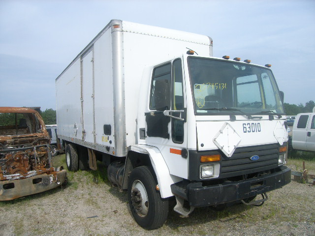 Ford CF8000