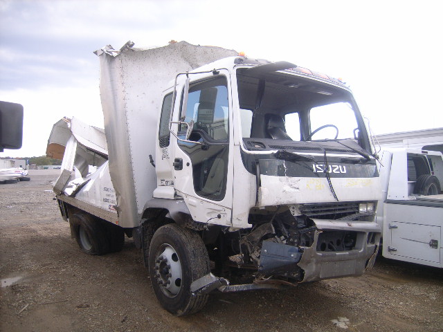 Isuzu T7F