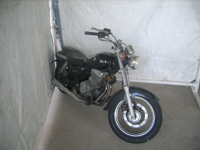 Suzuki GZ250