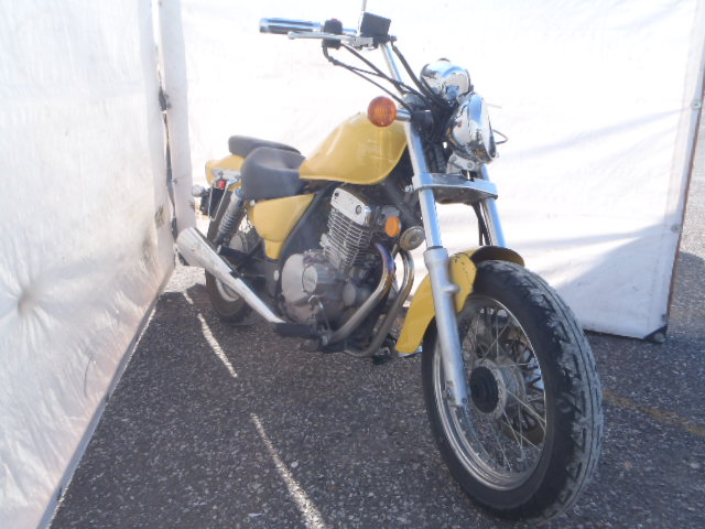 Suzuki GZ250