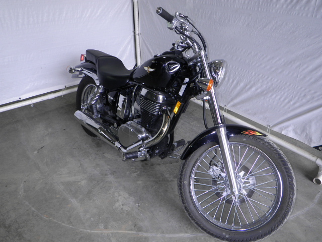 Suzuki LS650
