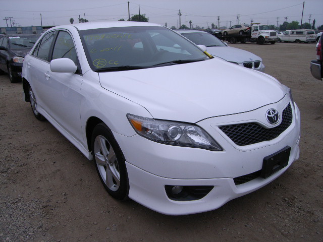 4T1BF3EK1AU576009