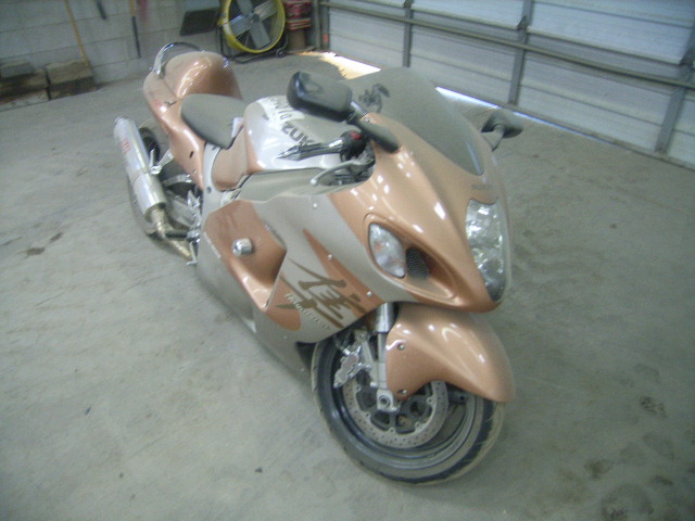 Suzuki GSX1300R