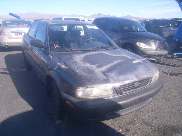 Suzuki Esteem