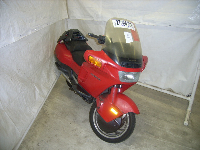 Honda PC800 (PACIFIC COAST)
