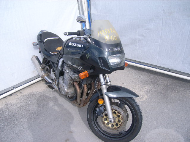 Suzuki GSF600S
