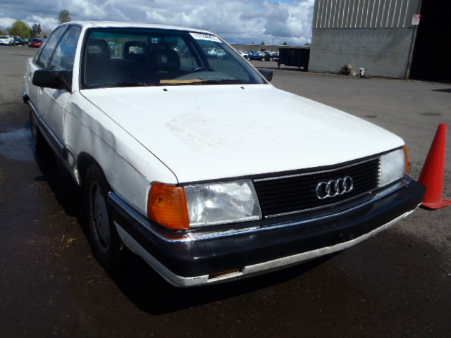 Audi 100