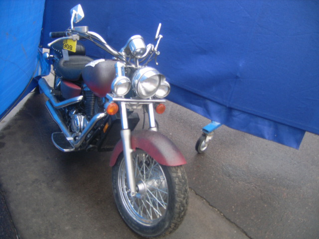 Honda VT1100C2 (SHADOW ACE)
