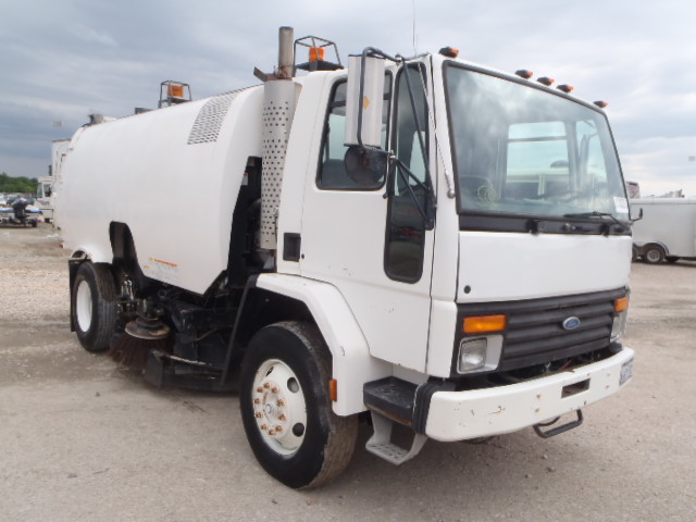 Ford CF7000