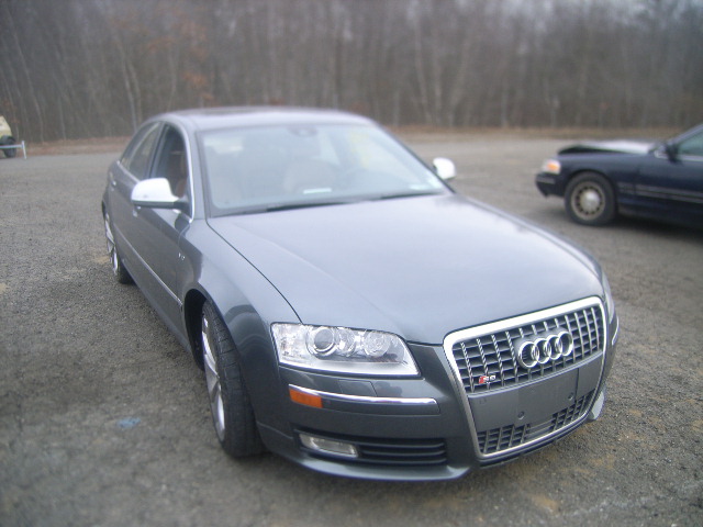 Audi S8