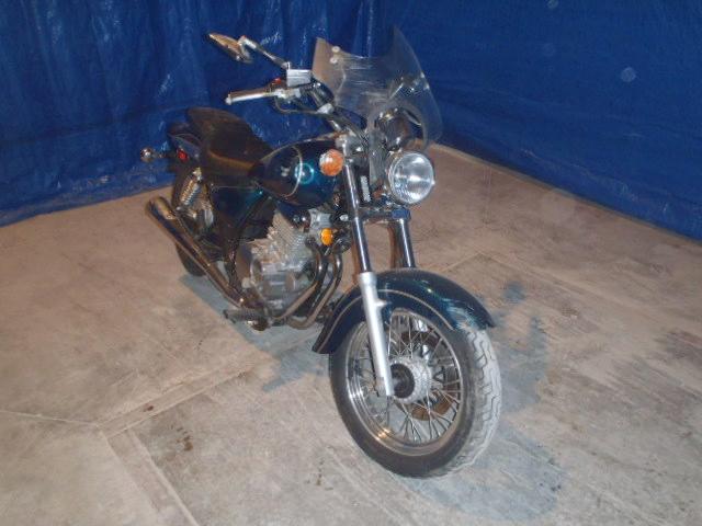 Suzuki GZ250
