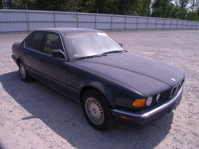BMW 735i