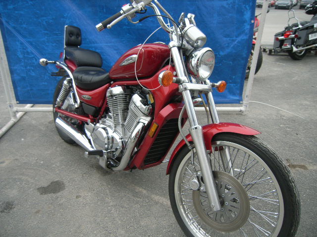 Suzuki VS800
