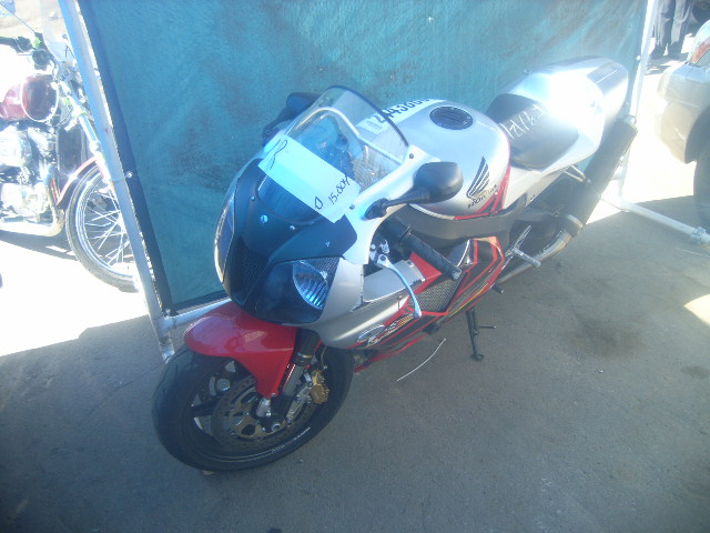 Honda RVT1000R (RC51)