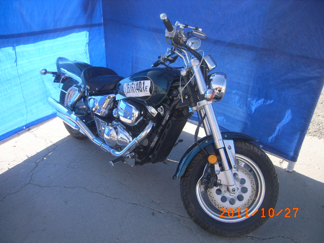 Suzuki VZ800