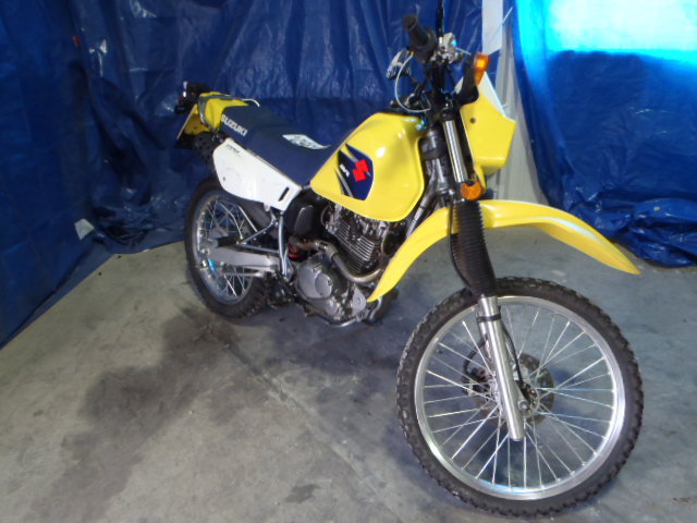 Suzuki DR200SE