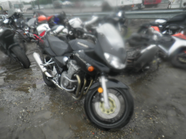 Suzuki GSF600S