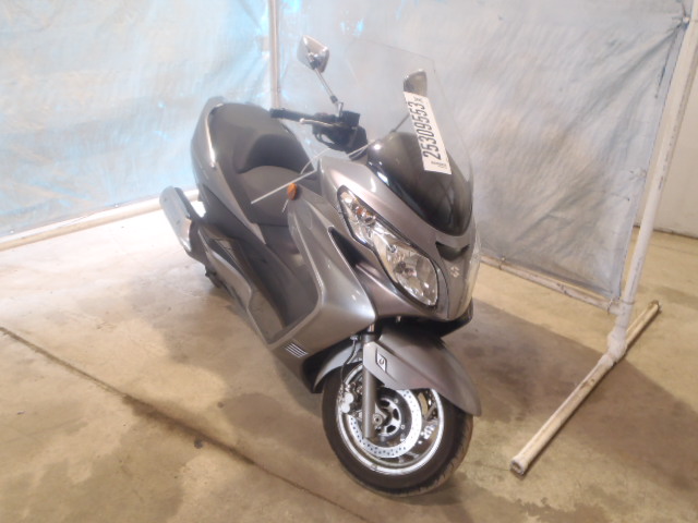 Suzuki AN400
