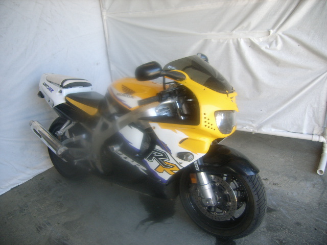 Honda CBR900