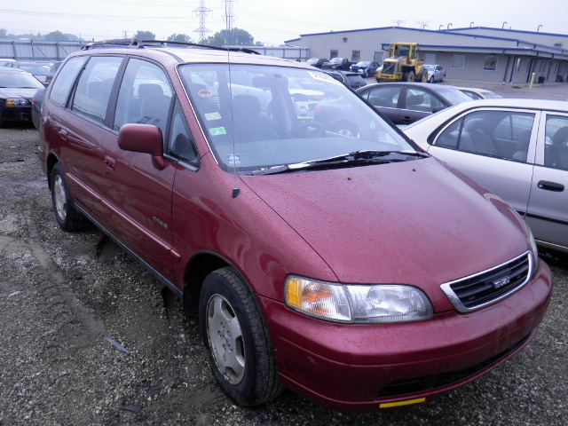 Isuzu Oasis